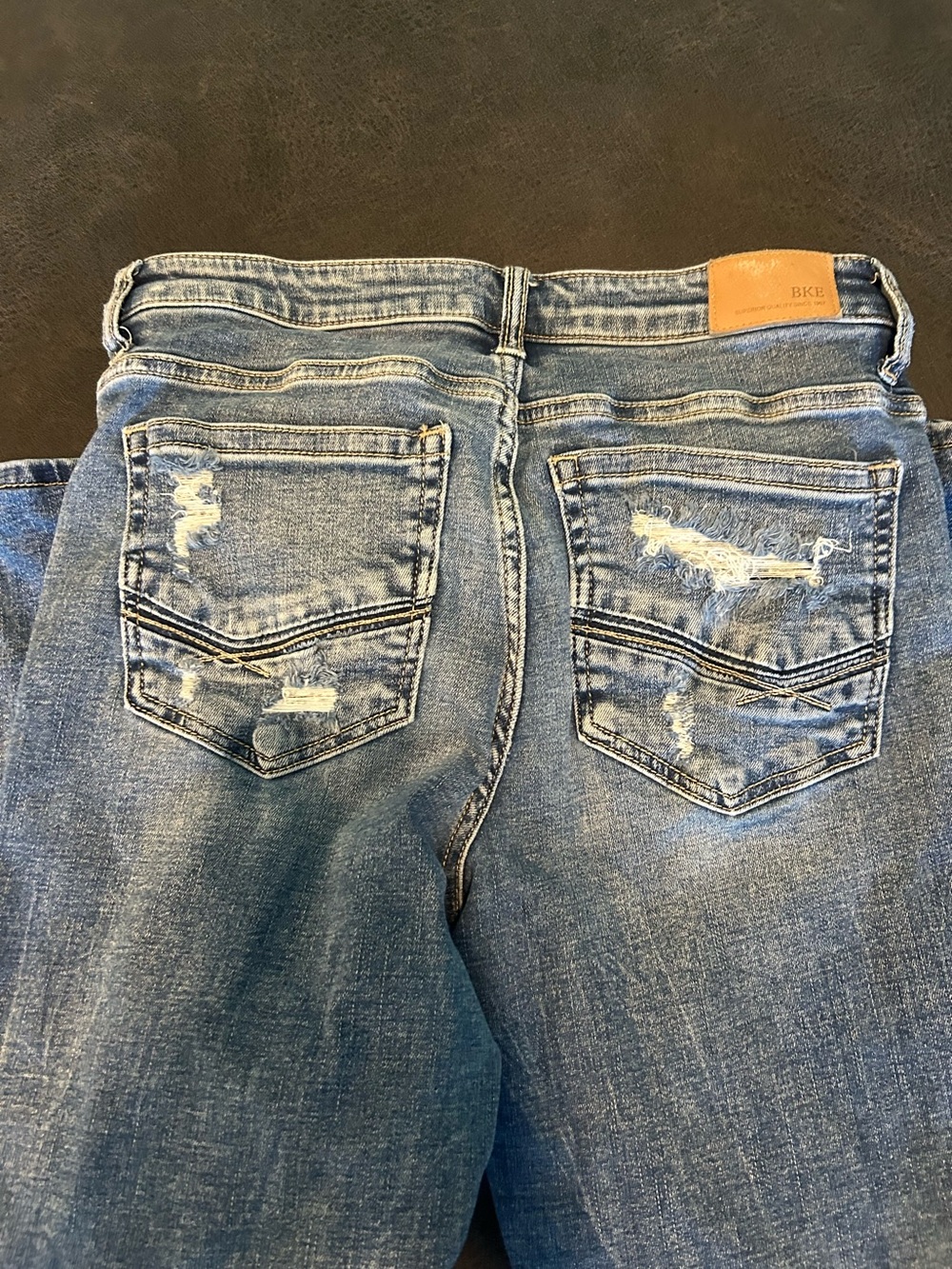BKE Women’s Distressed Light Blue Skinny Jeans